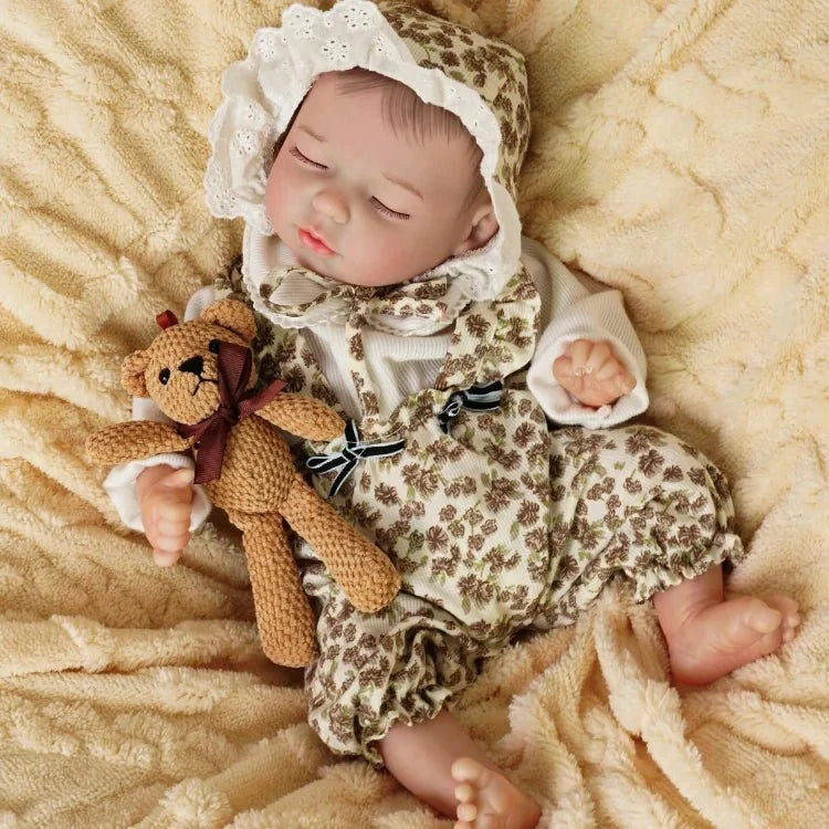 18" Lifelike Reborn Baby Doll